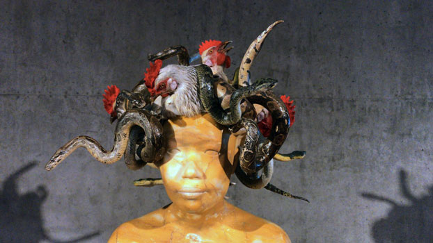 In mostra al TAM: Koen Vanmechelen, Medusa (2017), scultura in marmo - Photo: MaSeDomani